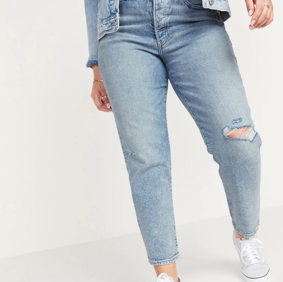 Old Navy Boyfriend Mid-rise jeans - Picture 2 of 5